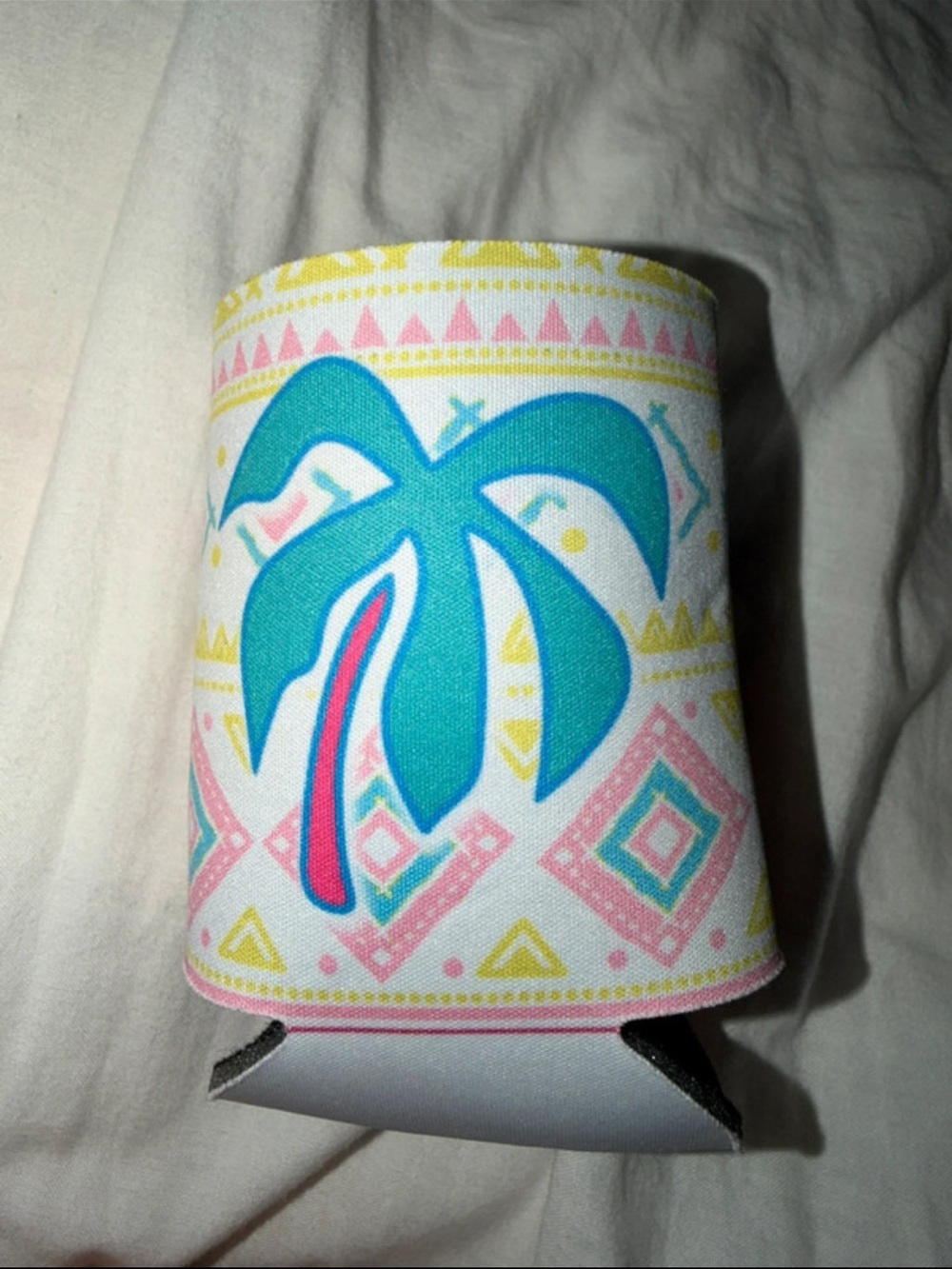 Palm-Print Neoprene Can Cooler - White, Teal & Pink